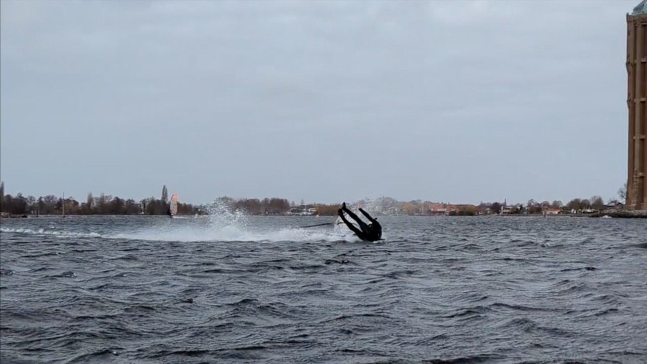 Laydown jibes - the Send it season started 🤙 | #windsurfing