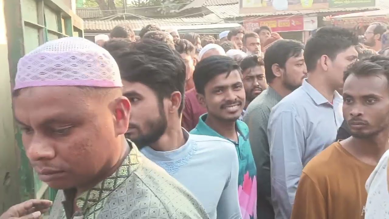 কালিয়াচং উপজেলা খাড়া জোড়া ৬ নম্বর ওয়ার্ডে হুমায়ুন কবিরের জনপ্রিয়তা দেখো না আপনারা সবাই 
