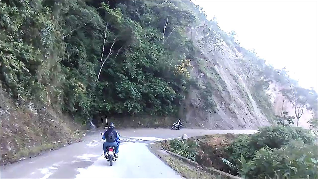 Carretera San Jacinto sentido El Chama.