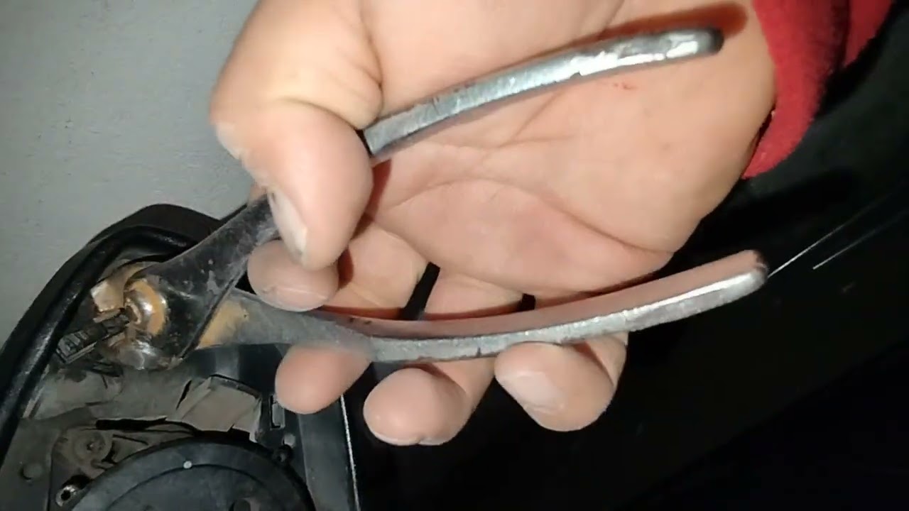 Retiro de retrovisor Ford fiesta SE 2016 mirar todos los vídeos 