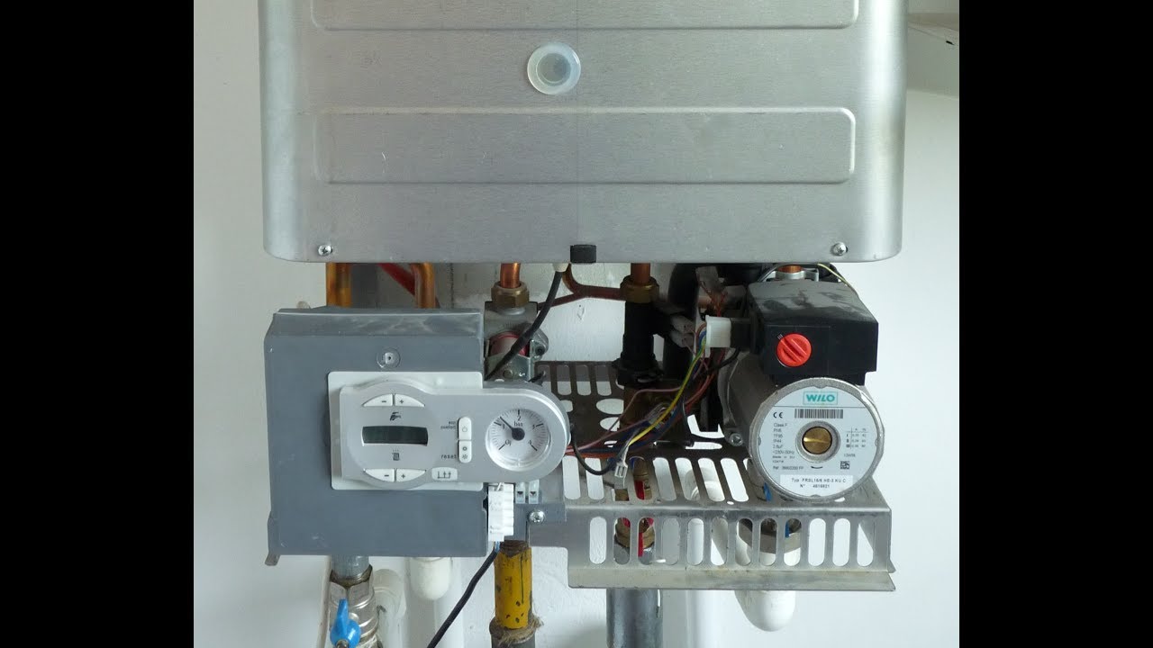 Centrala Termica pe gaz Ferroli DOMIproject F 32 D curatare si remontare