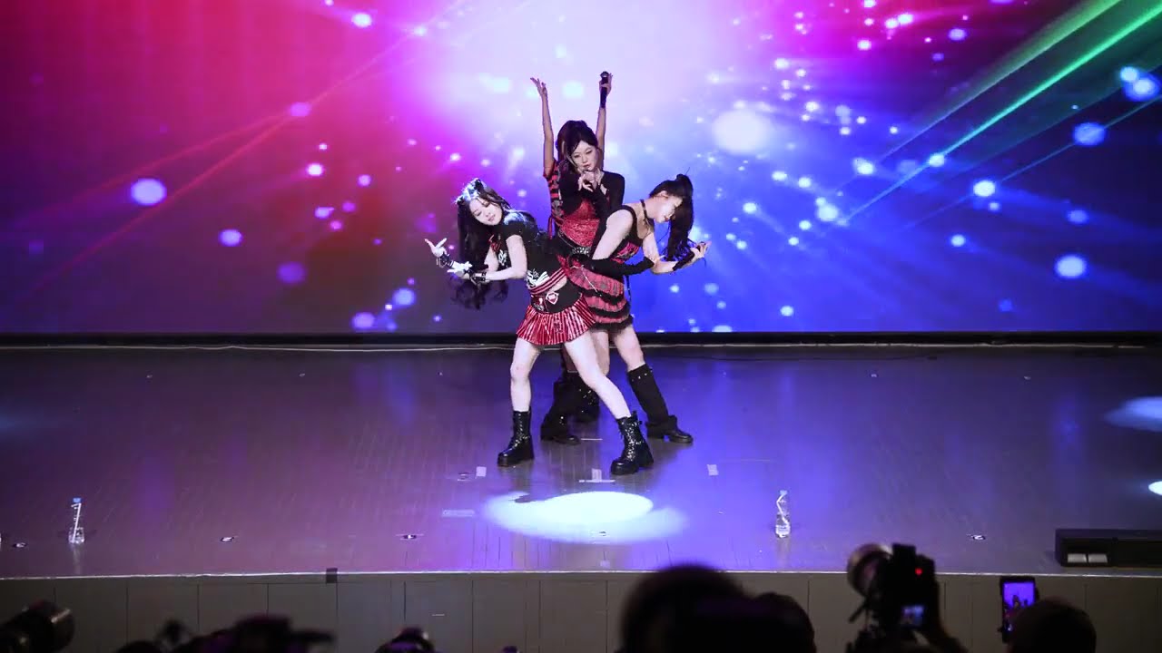 [8K] 260302 위치스 Full Ver. 직캠 @한류문화공동체 신촌 케이팝 페스티벌