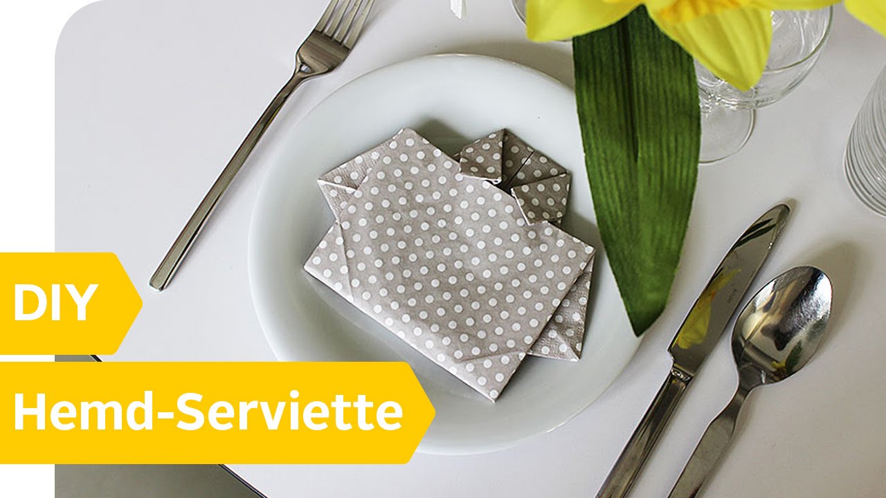 Servietten falten: Das Hemd &ndash; DIY Anleitung | Roombeez &ndash; powered by OTTO