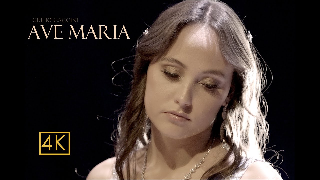 Caccini : AVE MARIA - Ruby Steigenga   [4K]