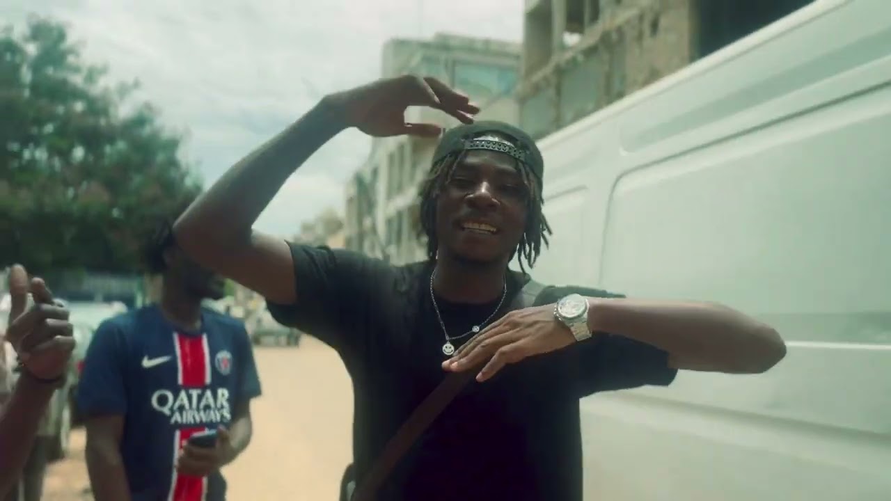 Blacko Feroce & Slim Maxi - YIKI NARA [clip officiel]