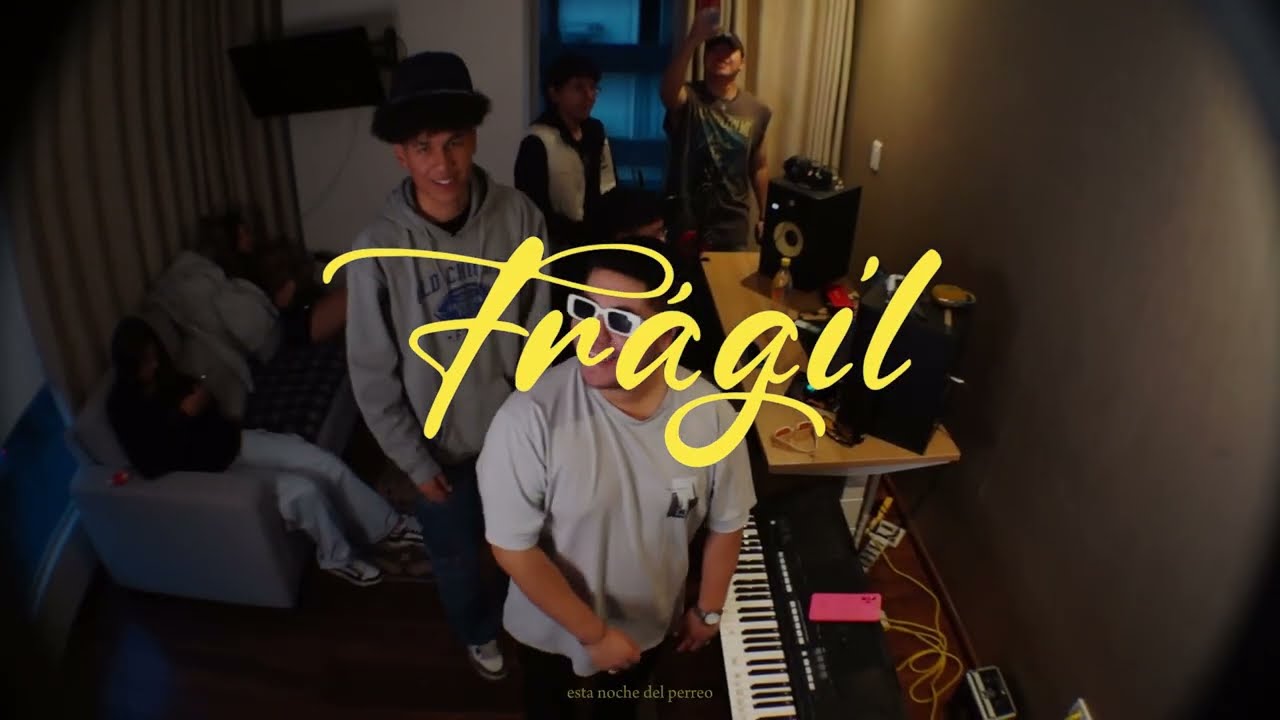 Midam, Sextiago, DaBeats - Fr&aacute;gil (Official Video)