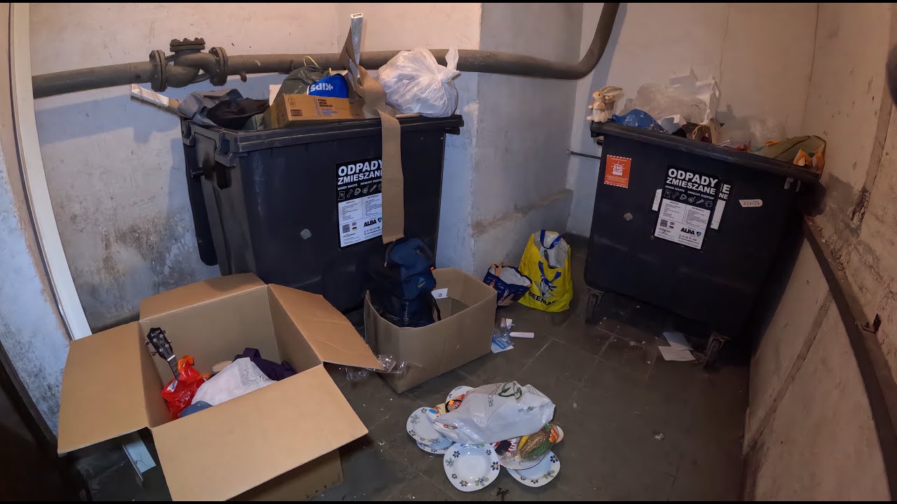 Dumpster Diving ! Znalazłem bardzo szczęśliwy śmietnik ! Ludzie nie oszczedzają pieniędzy ! SZOK !