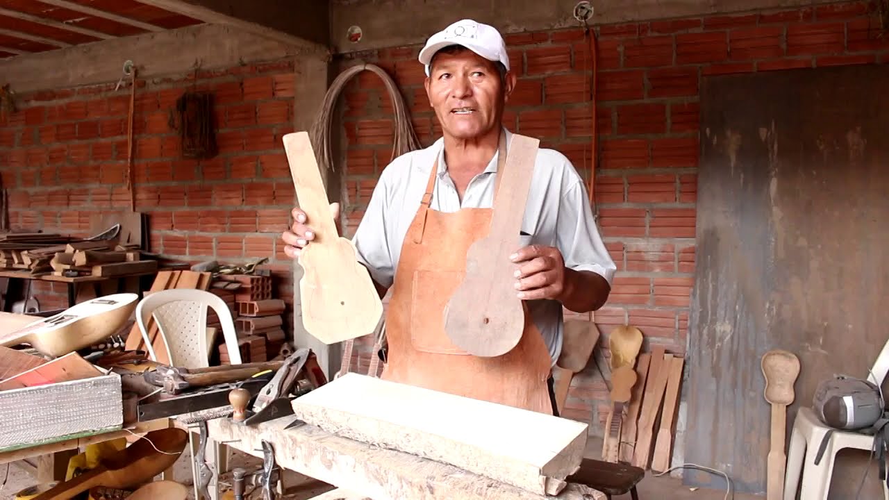 Documental de la fabricación de un charango