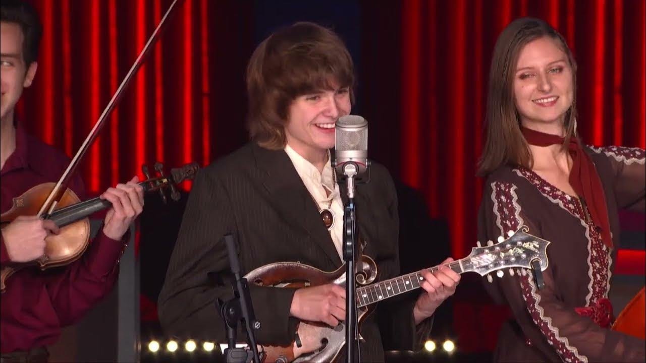 Wyatt Ellis - Mother's Only Sleepin’ (Live at the Grand Ole Opry)