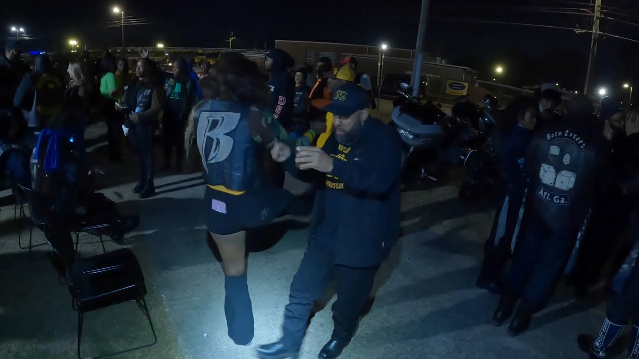 BIKERS PARTY LIKE THIS AT PHARAOH SOULS MC CLUBHOUSE!! FIRST PHUNKY PHRIDAY OF THE YEAR…