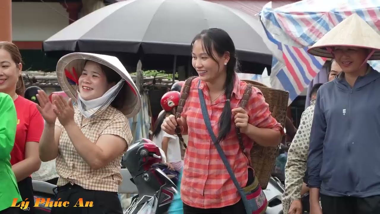After a Business Trip: TAN Unexpectedly Gave His Wife a Surprise Gift - I harvested peanuts to Sell