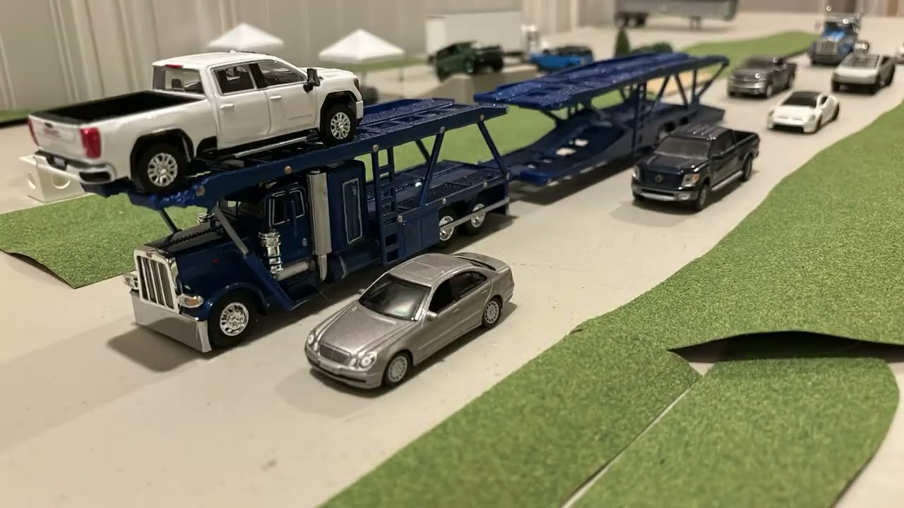(Stop Motion) | Weekday traffic in Pearlington | 1:64 scale diecast models