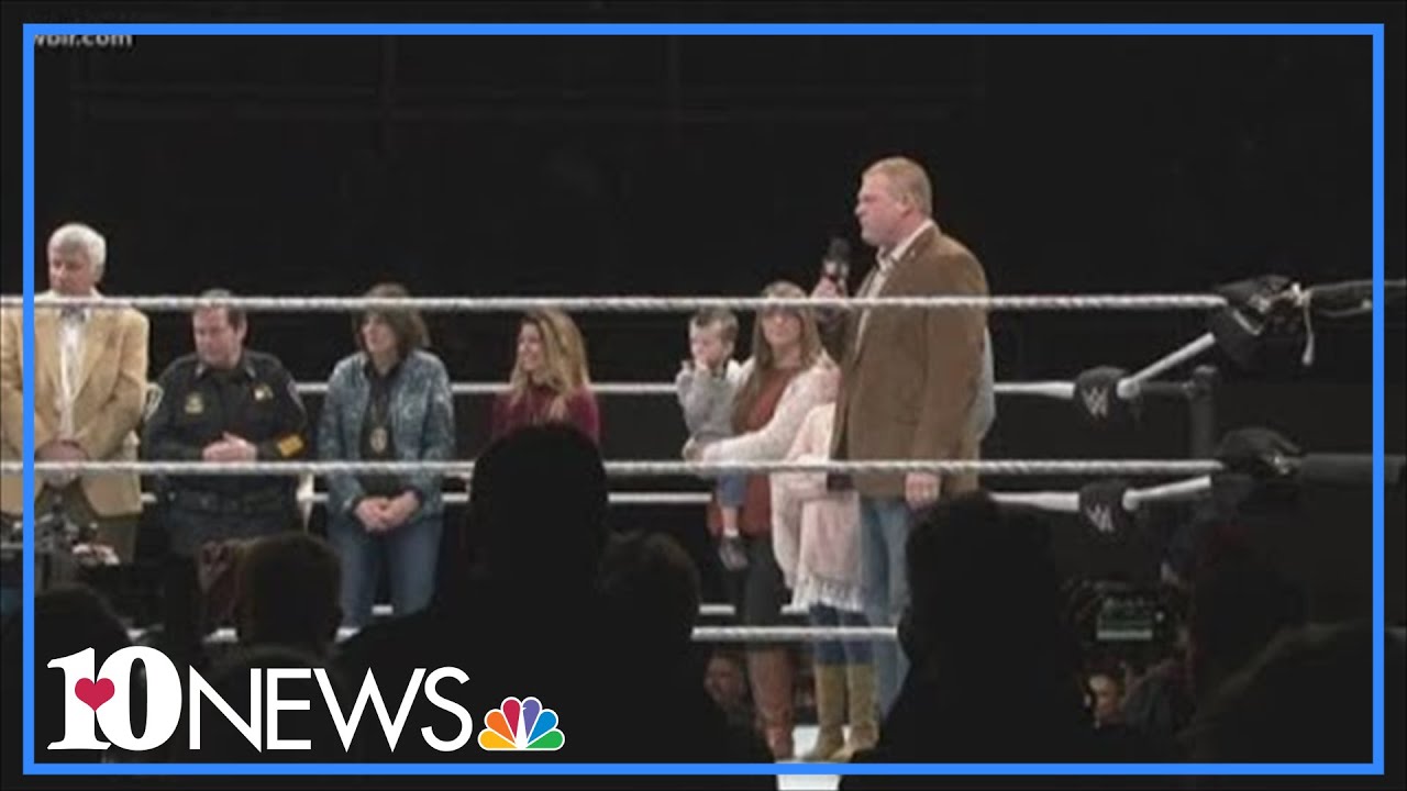 WWE rolls into downtown Knoxville