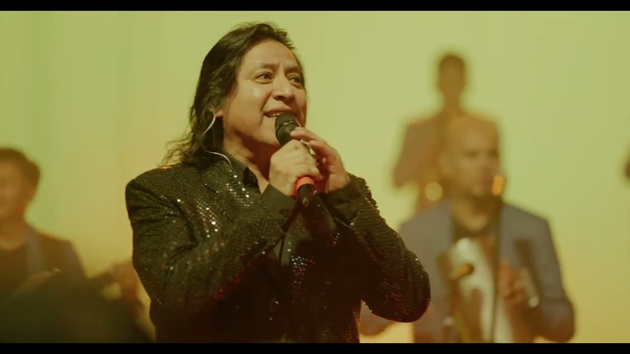 Widinson ft. Afrika Mia - No Me Arrepiento (En Vivo)