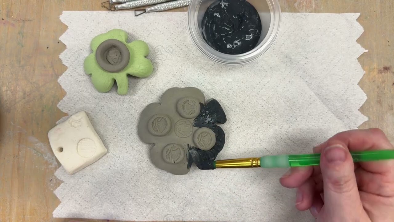 Sgraffito technique demo