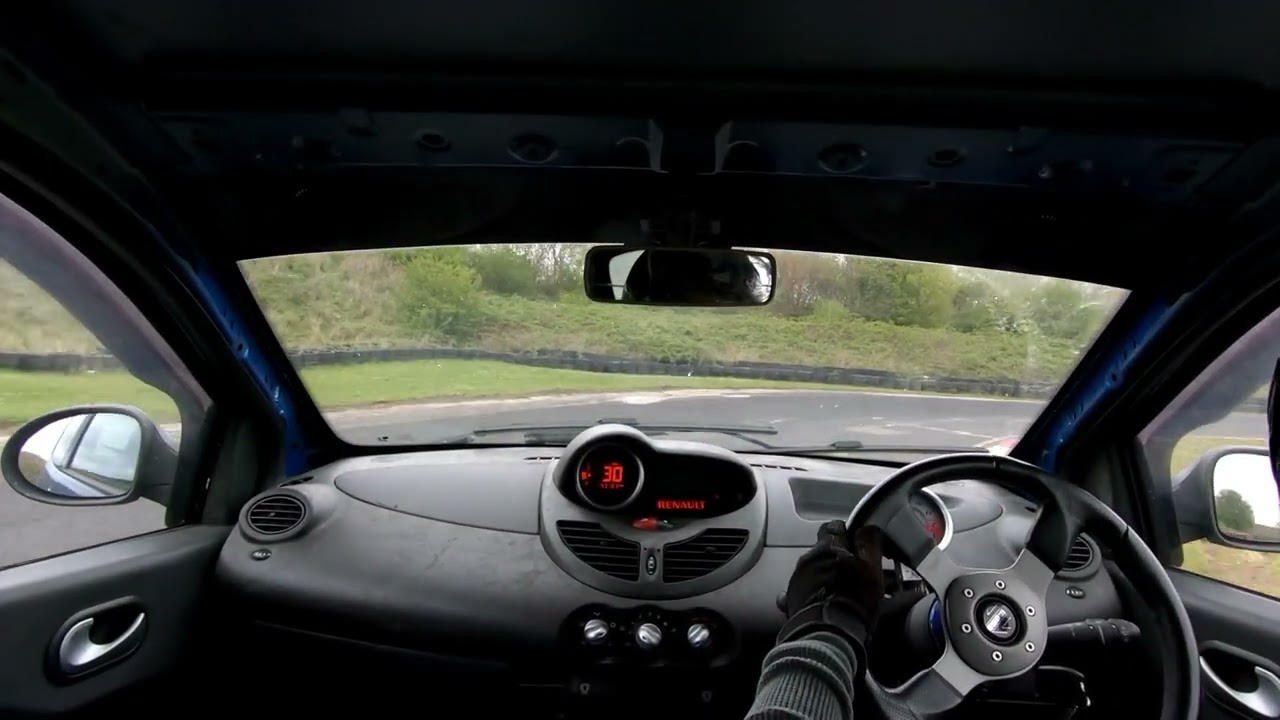 Teesside Autodrome Track Evening - Twingo RS - 250422 - Session 1