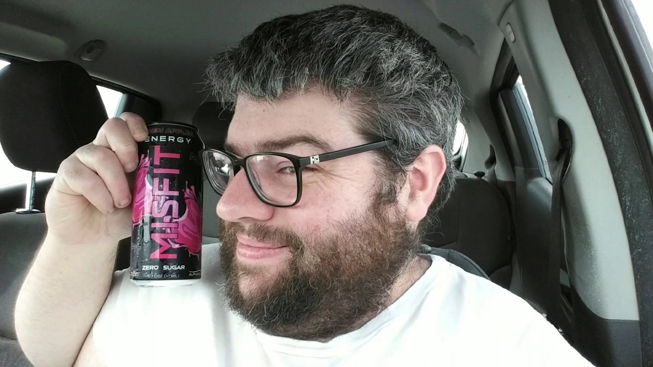 Deadcarpet Energy Drink Reviews - Them Apples Misfit Energy Drink