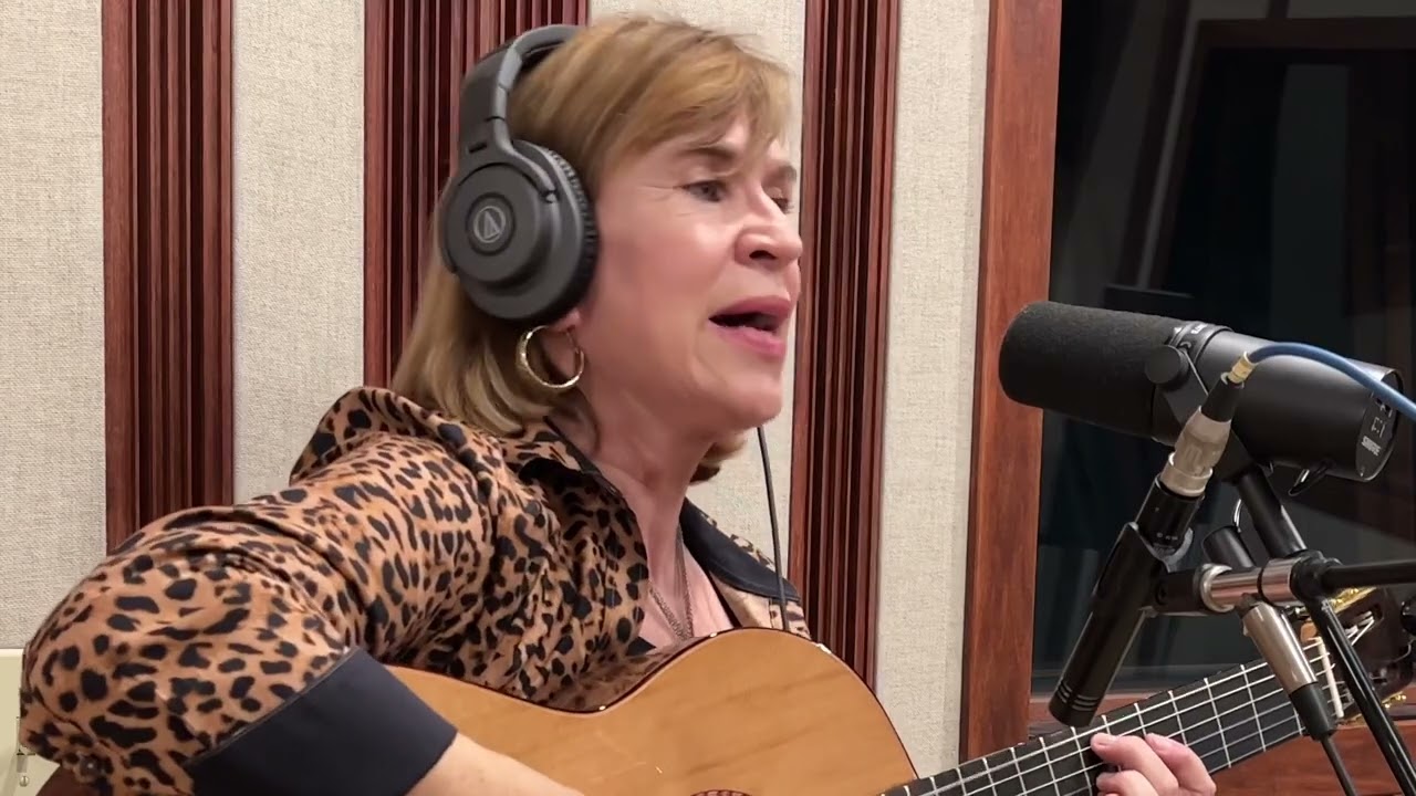 There will never be another you by Harry Warren- Téka, vocals & guitar