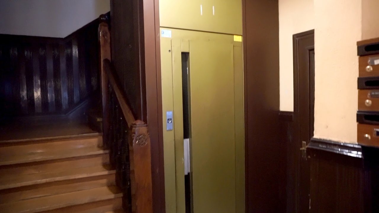 1988 Schindler roped hydraulic elevator with 8 floors @ Recalde Zumarkalea, 53, Bilbao, Spain
