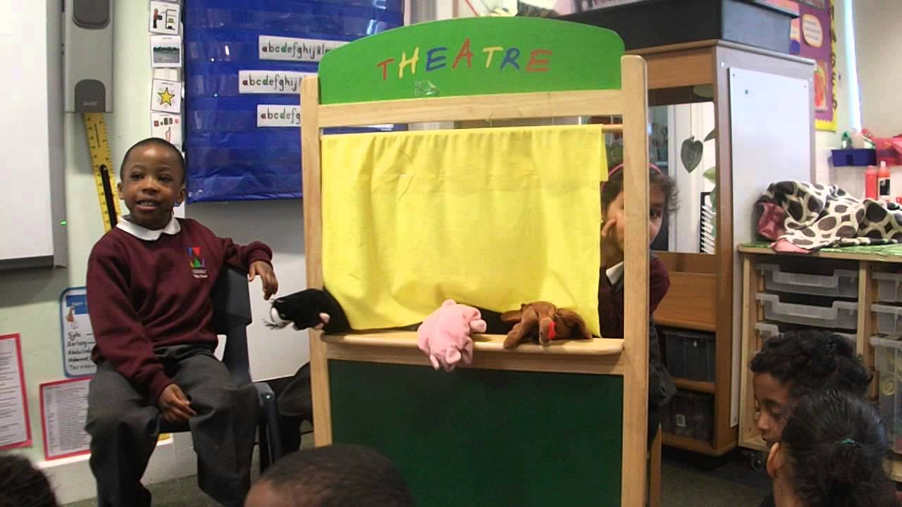 Little Red Hen Puppet Show