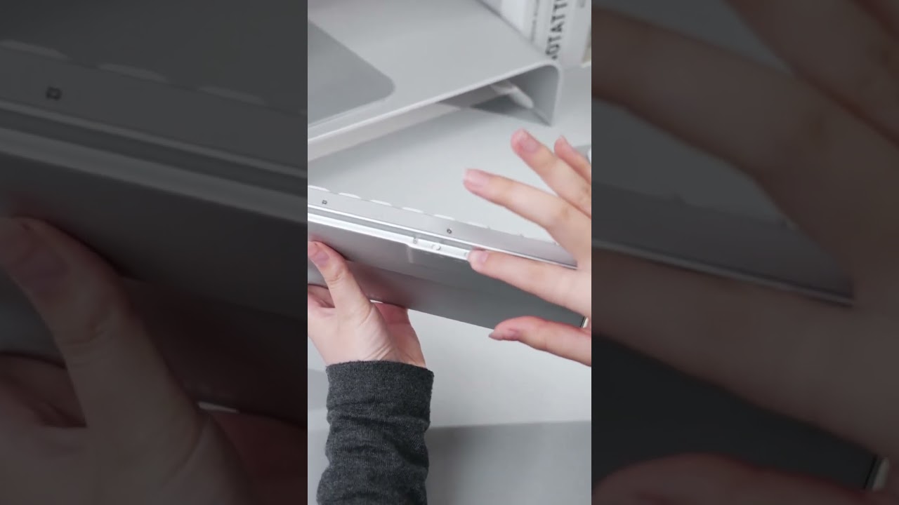 Dive into an immersive unboxing of Akko Air 01 low-profile mechanical keyboard  with us. 🌫️