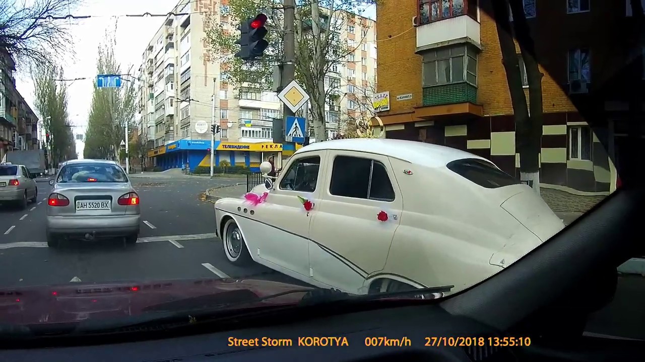 ДТП и дорожные ситуации снятые на регистратор JunSun в 2018 Бахмут Славянск Краматорск Харьков ГАИ