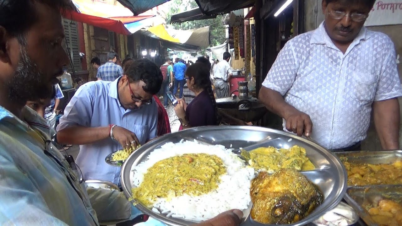 Rice with Tilapia Fish Curry 30 rs|Rice with 2 Piece Chicken Curry 50 rs|Apanjan Kolkata Dacres Lane