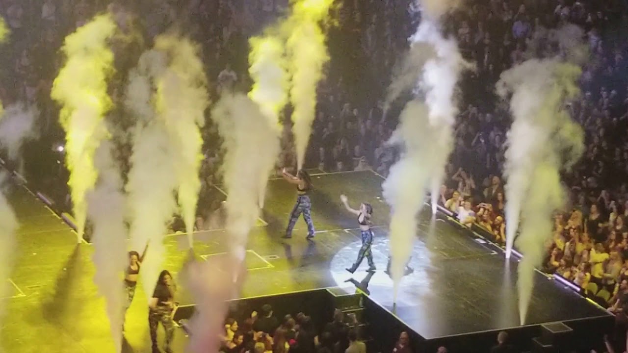Demi Lovato-No Promises & Echame La Culpa live! TMYLM Tour