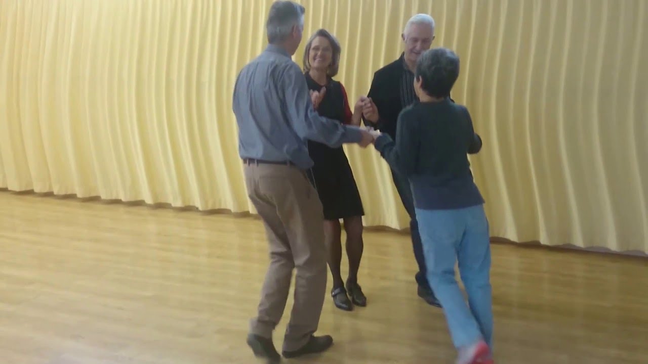 Bourrée chaînée 2T de Rivarenne 17(dansée à camaux 81)