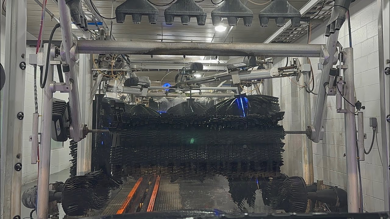 Look Nu Express Car Wash - Belanger Spinlite Tunnel - Lemont, IL