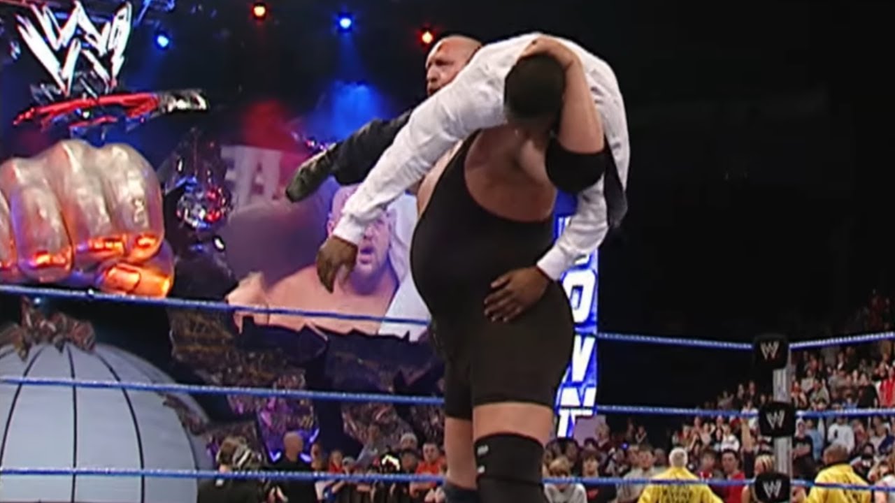 Биг Шоу получает F-5: SmackDown, 16 декабря 2004 г.