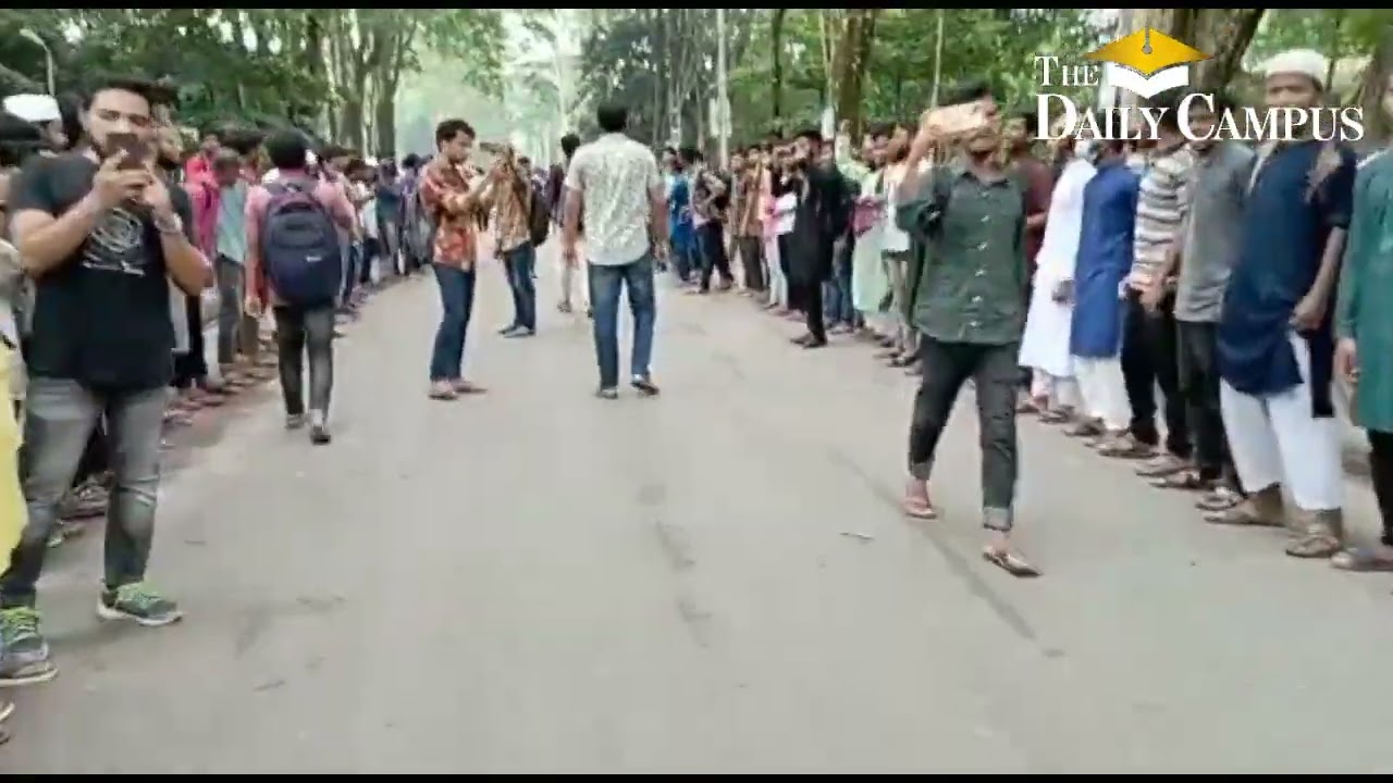 ভারতে রাসূল (সা.) কে কটুক্তি: 'নারায়ে তাকবীর' ধ্বনিতে উত্তাল রাজশাহী বিশ্ববিদ্যালয়