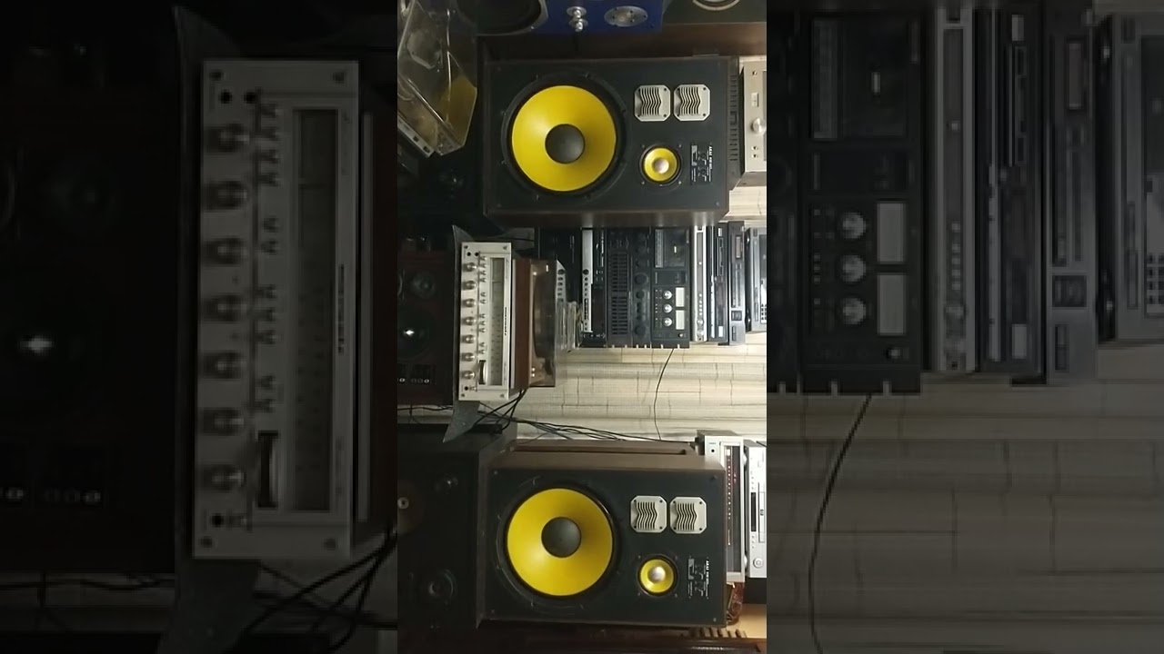 AKAI SW 177....tema 1