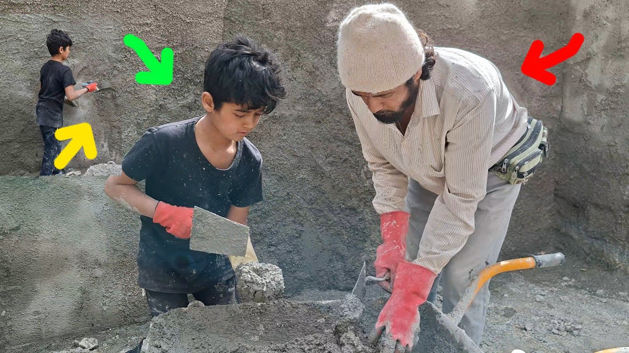 سیمان کاری همراه پسرم 