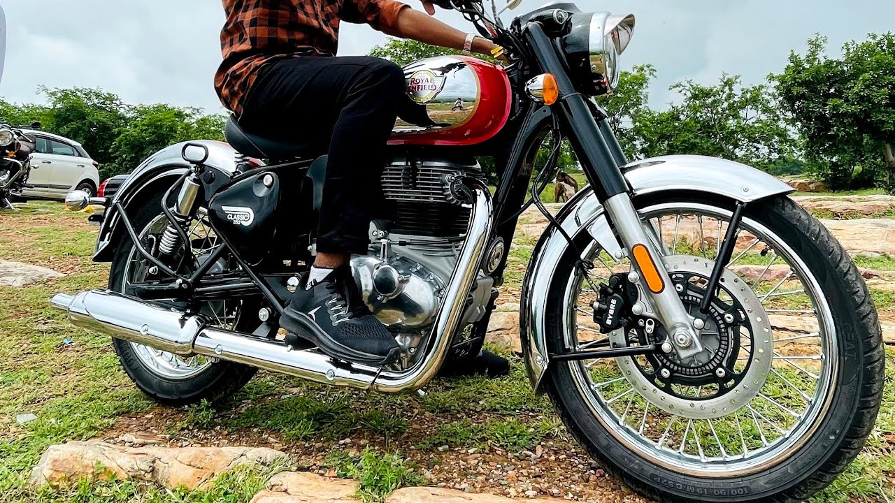 Royal Enfield classic 350 review |Worth buying? |Drive impressions |price ?|Chrome red 😍
