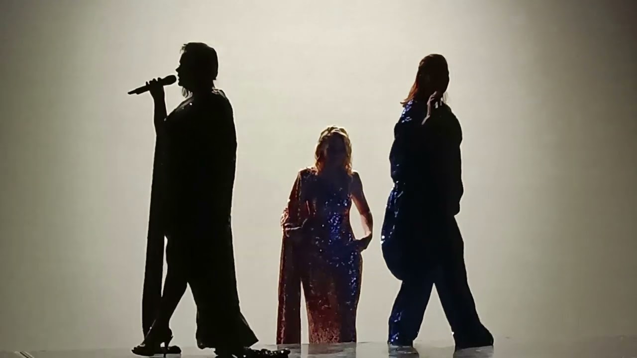 Céline show v Divadle Hybernia: Ce n'etait qu'un reve a I Surrender