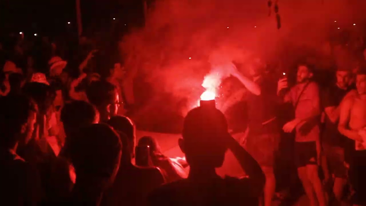 كراكاج حي الحمري بمناسبة تحرير المولودية من المساهمين الفاسدين.