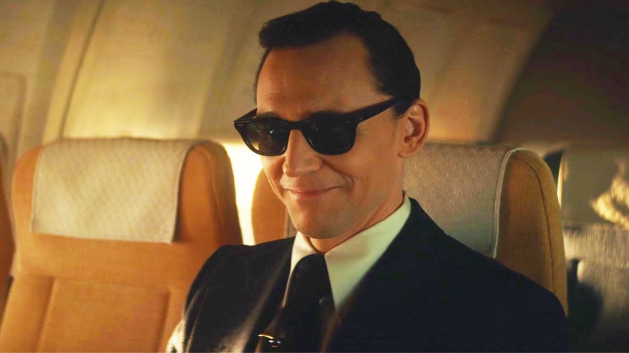 Loki as DB Cooper - Plane Scene - Loki (TV Series 2021) S1E1