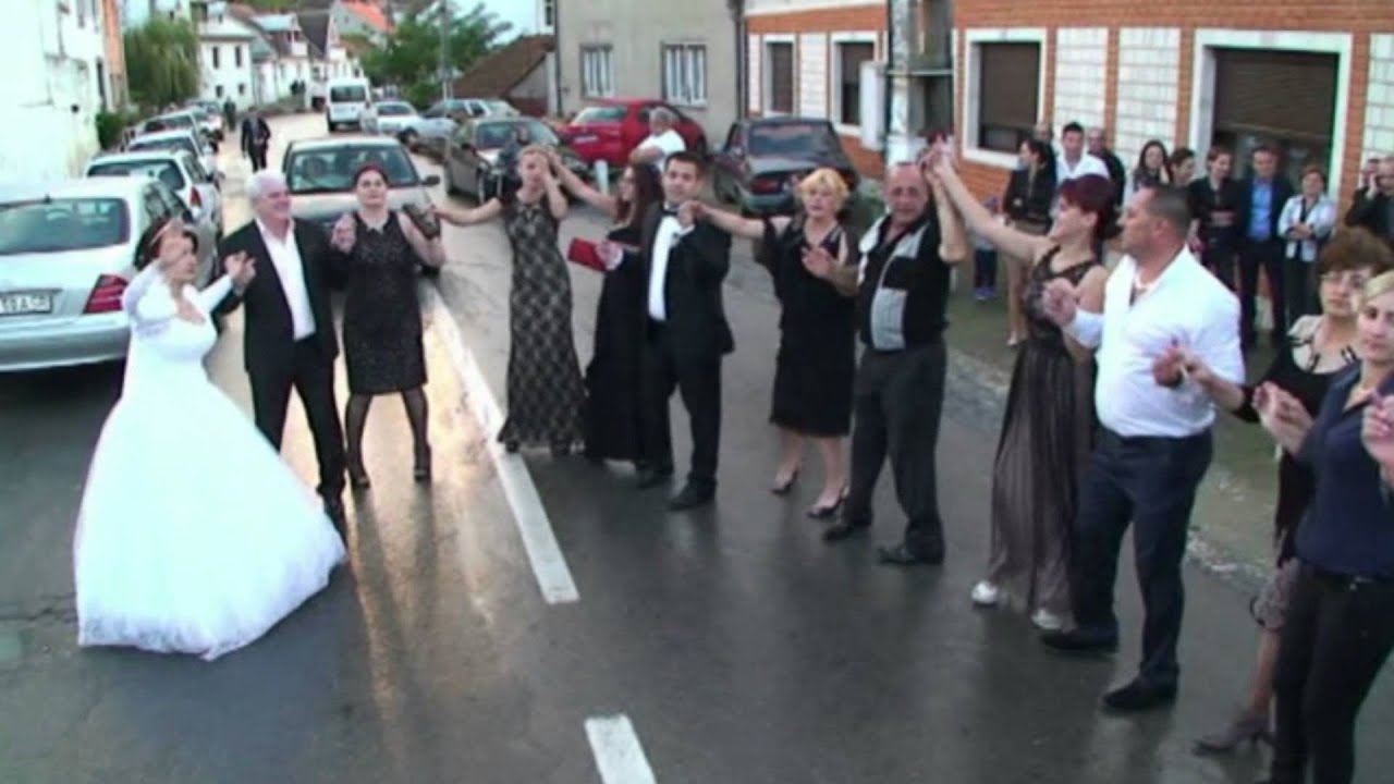 Mile Povan-Nunta live Coronini 01 (Caras Severin)