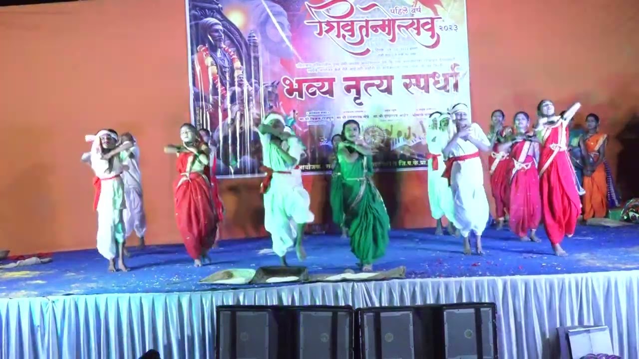शेतकरी गीत प्रथम क्रमांक प्राप्त ....ग्रामीण जीवनाचे वास्तव दर्शन घडवणारे अप्रतिम कलाकृती #baliraja