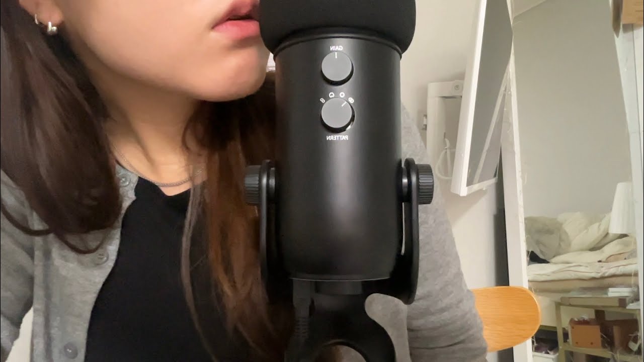 ASMR | 끝말잇기 단어들 가까이 속삭이기 | trigger words (up close) 