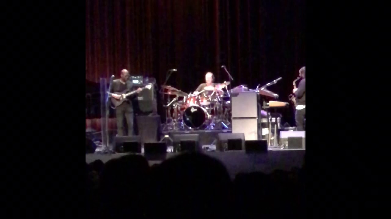 Vinnie Colaiuta