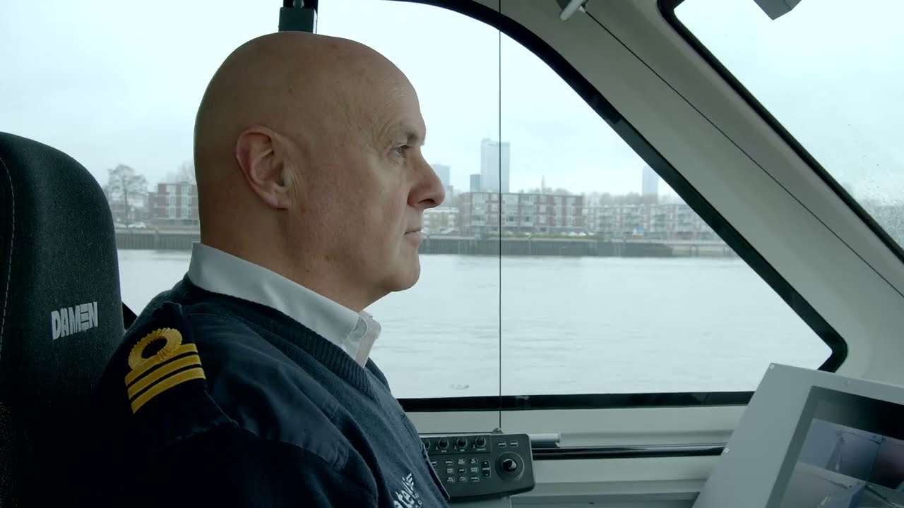 De nieuwe waterbus - DeWaterbus