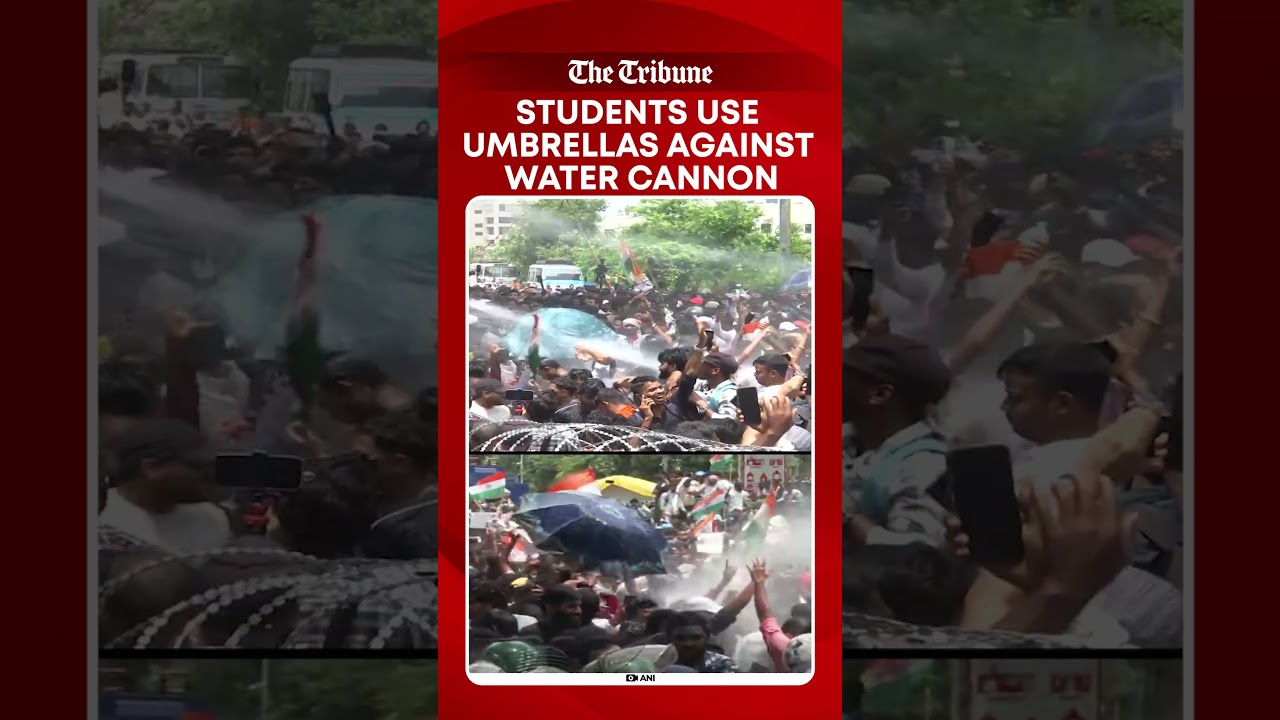 Ranchi JPSC-JSSC Protest: Students Use Umbrellas to Shield From Water Cannon