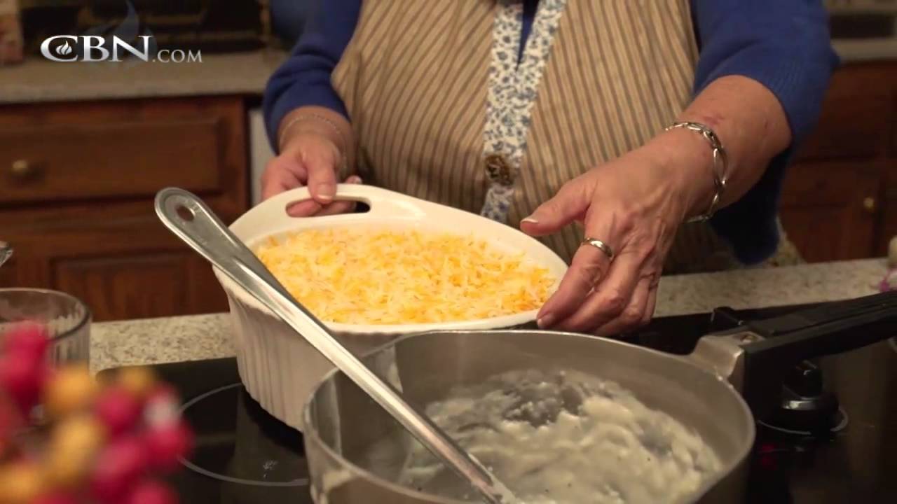 Cooking with Duck Dynasty’s Miss Kay