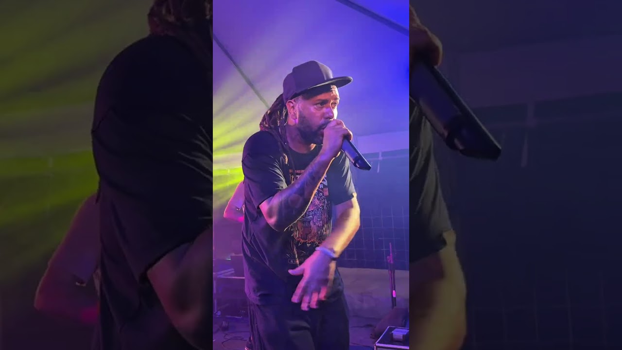Sujeitos ao fracasso/Não me engano ao vivo no 3°Encontro Cultural do Bairro Santo Antônio
