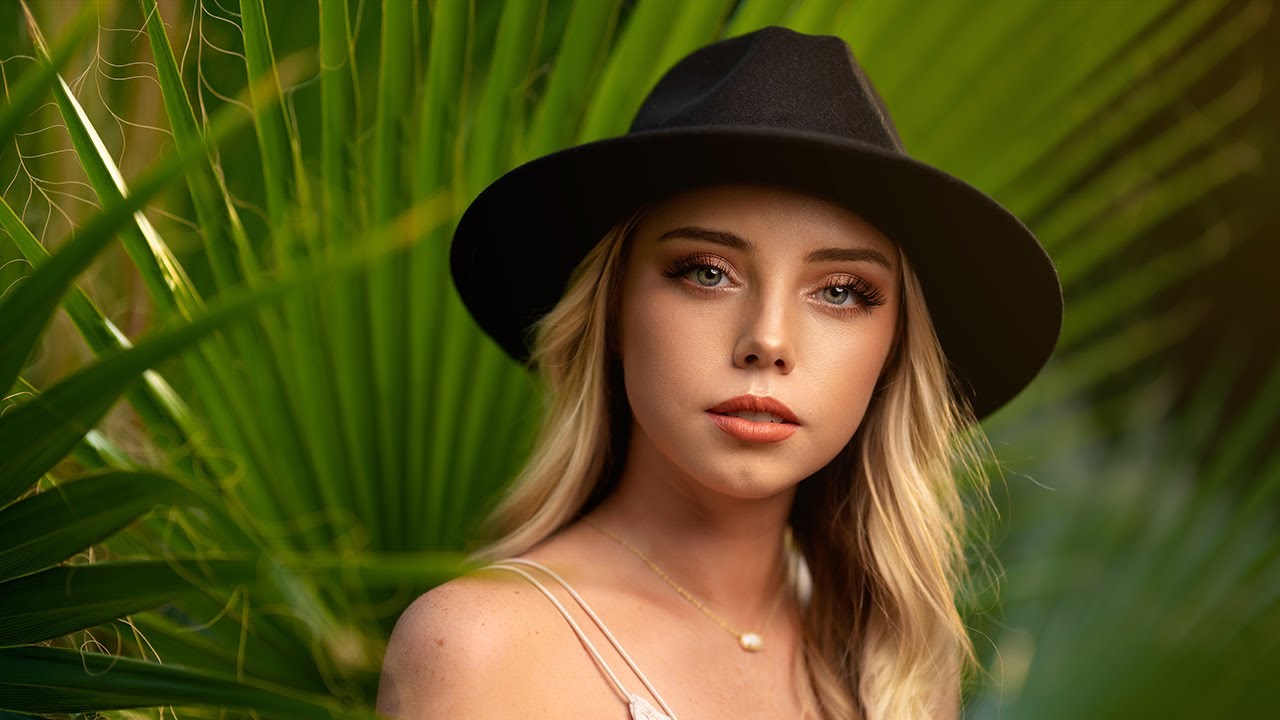 BTS #19 - Golden Hour Portraits w/ Sarah (ft. Godox AD400 Pro)