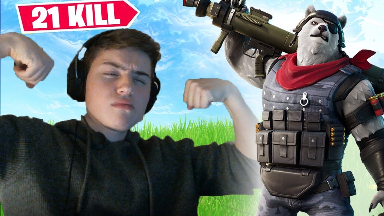 OYUNA AYI GELMİŞ !!! (Solo Squad 21 Kill)