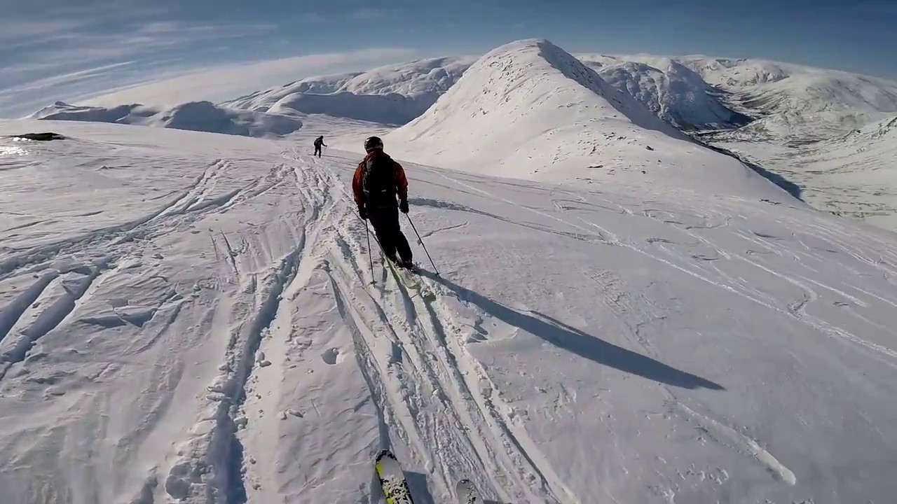 Telemarkskiing Mannen 1560moh
