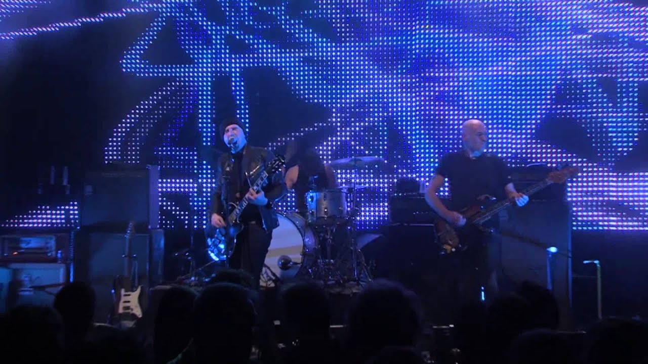 HEY KID   Suits Live